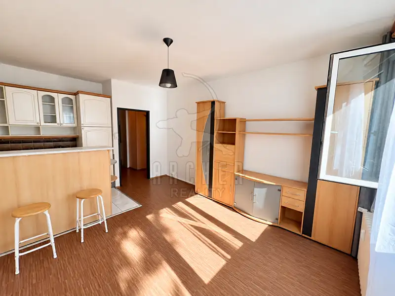 Prodej bytu 1+kk 23 m², Praha – náhled fotky 2