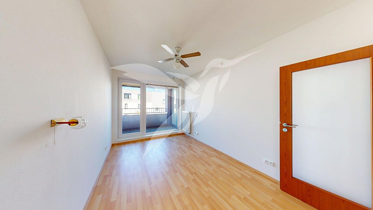 Pronájem bytu 2+kk 50 m² – fotografie 2