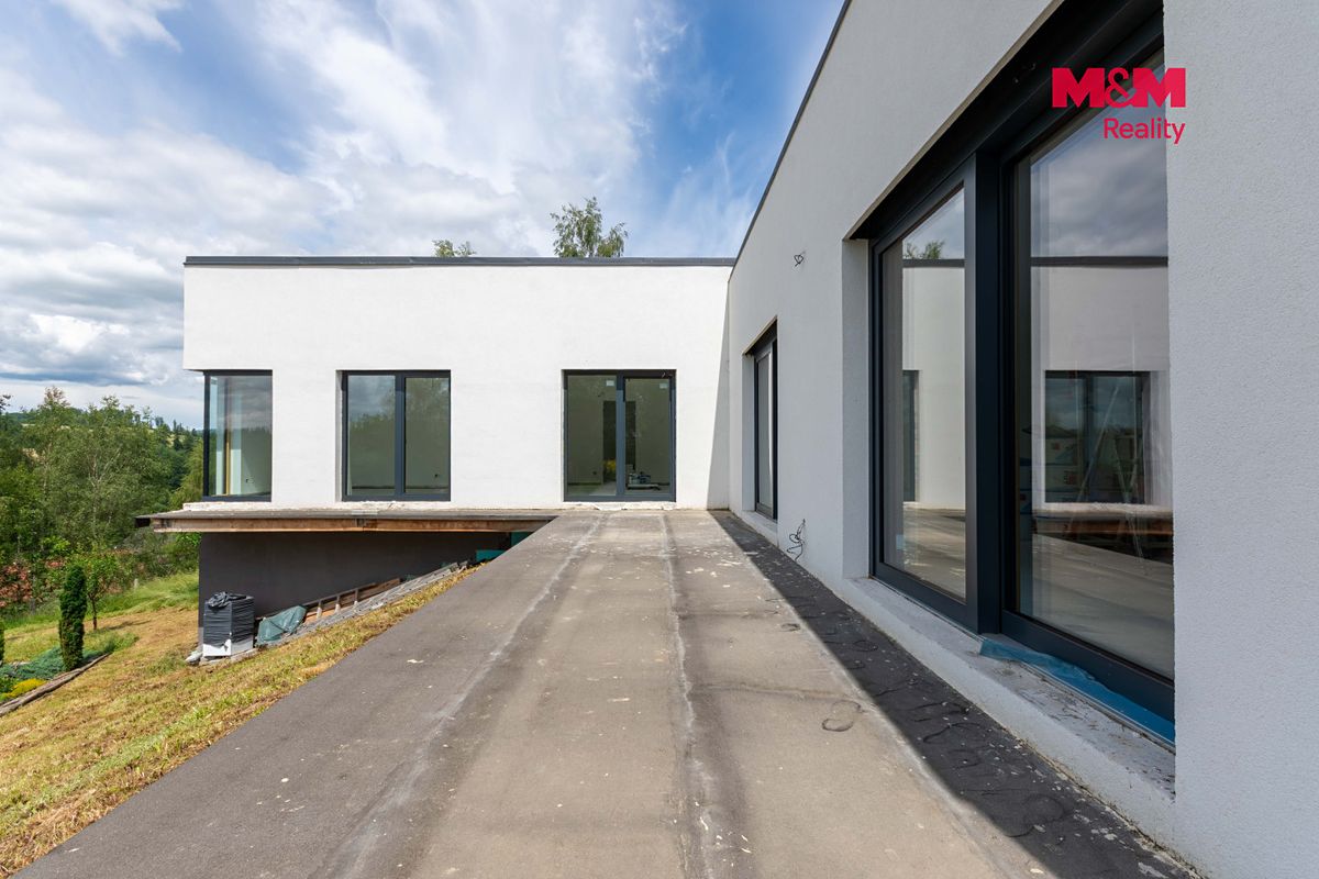 Prodej rodinného domu 160 m², pozemek 1495 m² – fotografie 5