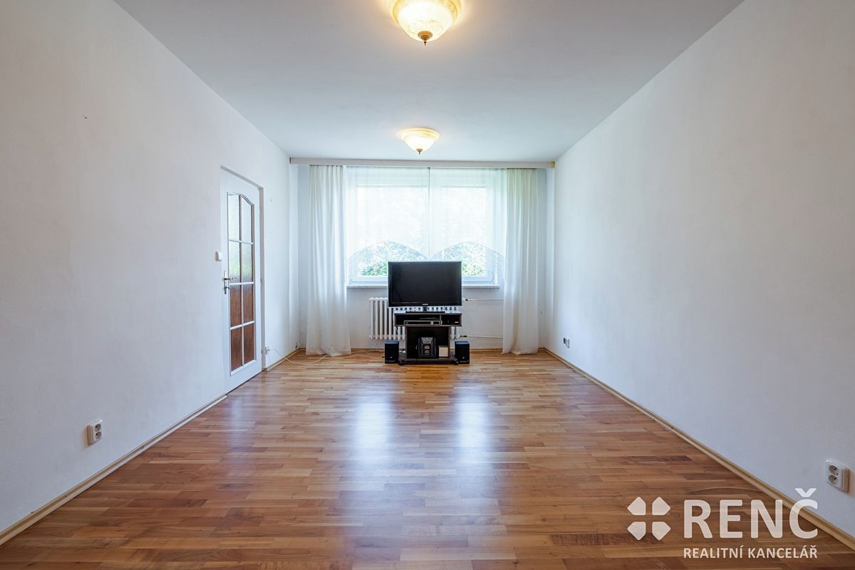 Pronájem bytu 3+1 74 m² – fotografie 4