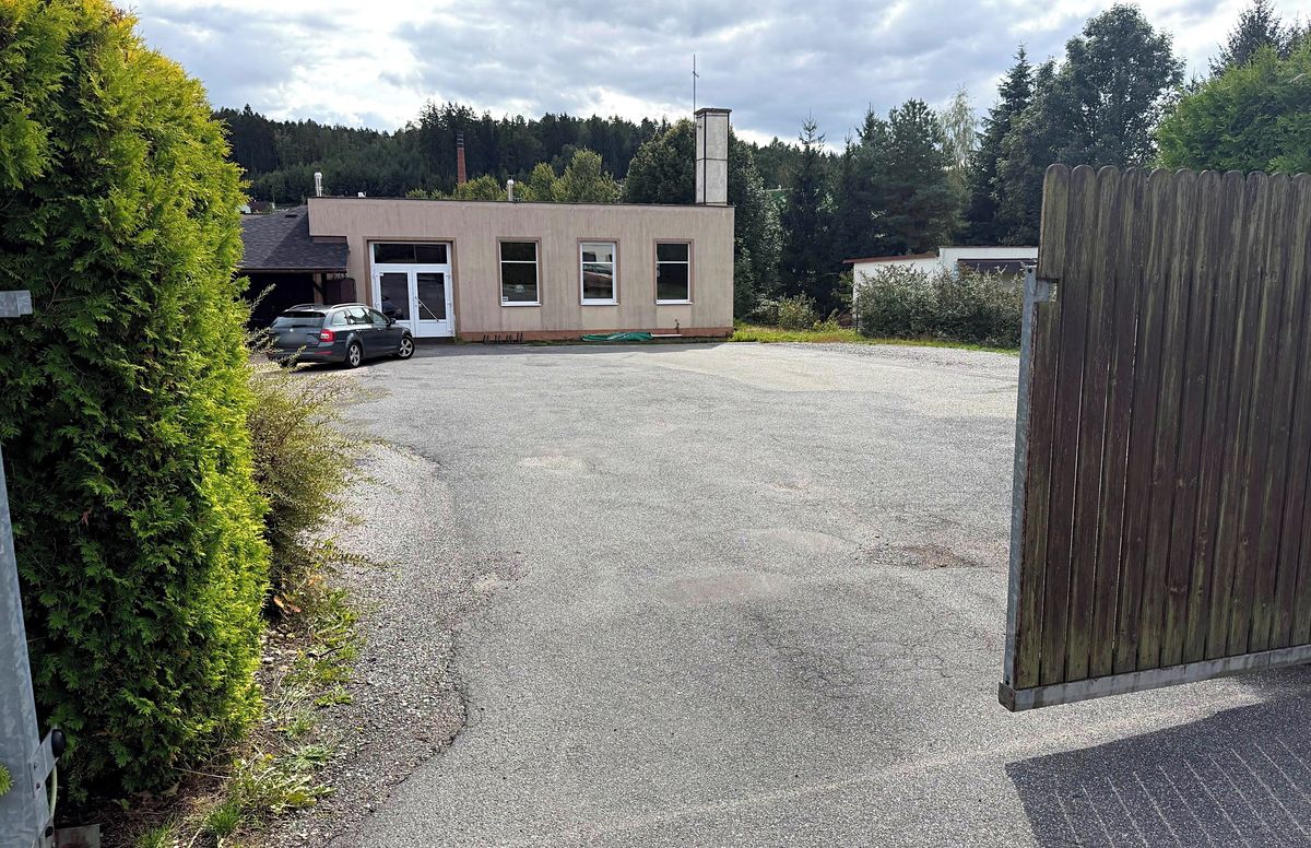 Pronájem skladového prostoru 92 m²