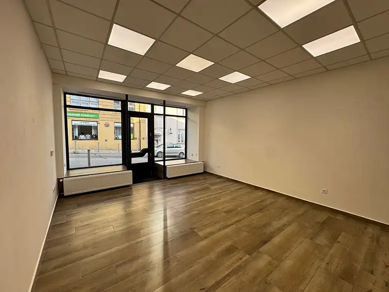 Pronájem obchodního prostoru 82 m², Moravské Budějovice – náhled fotky 3