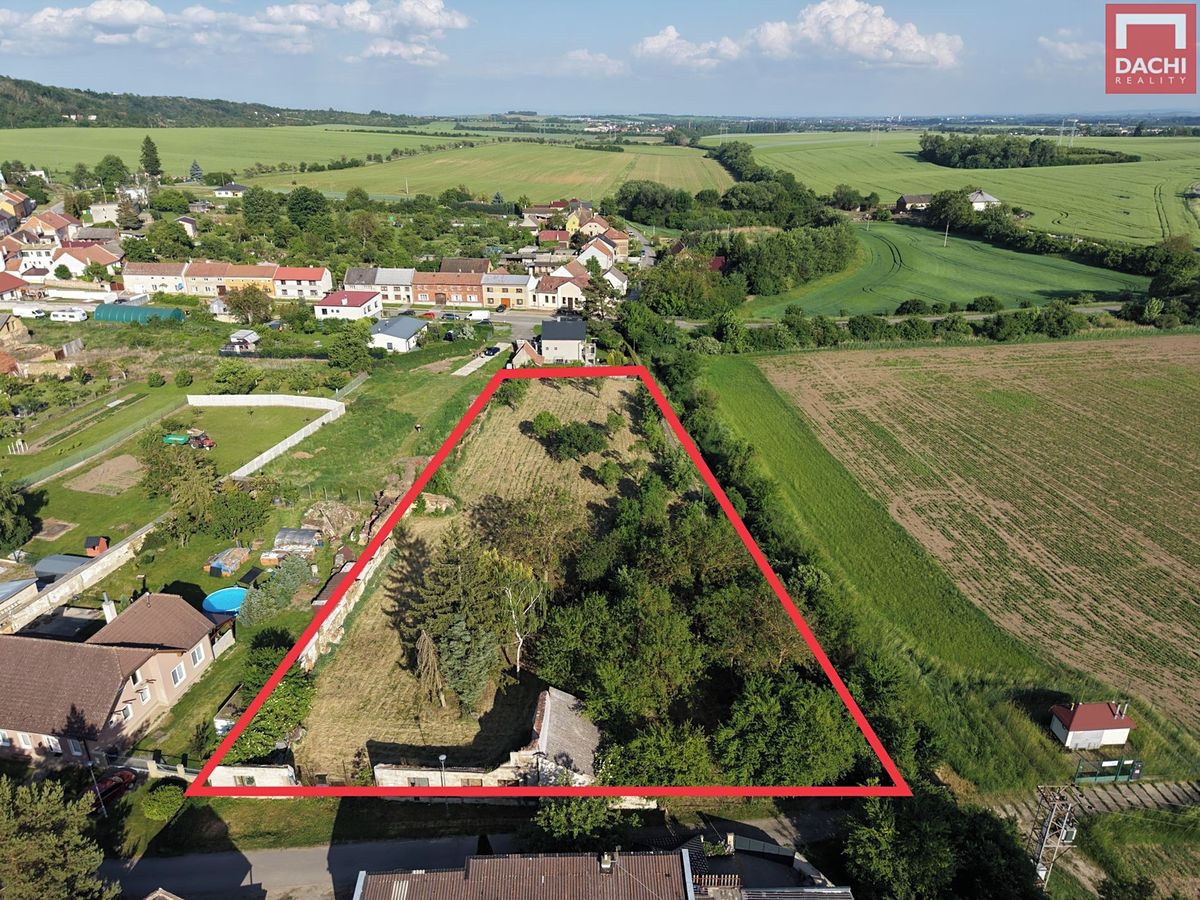 Prodej stavebního pozemku 3849 m²