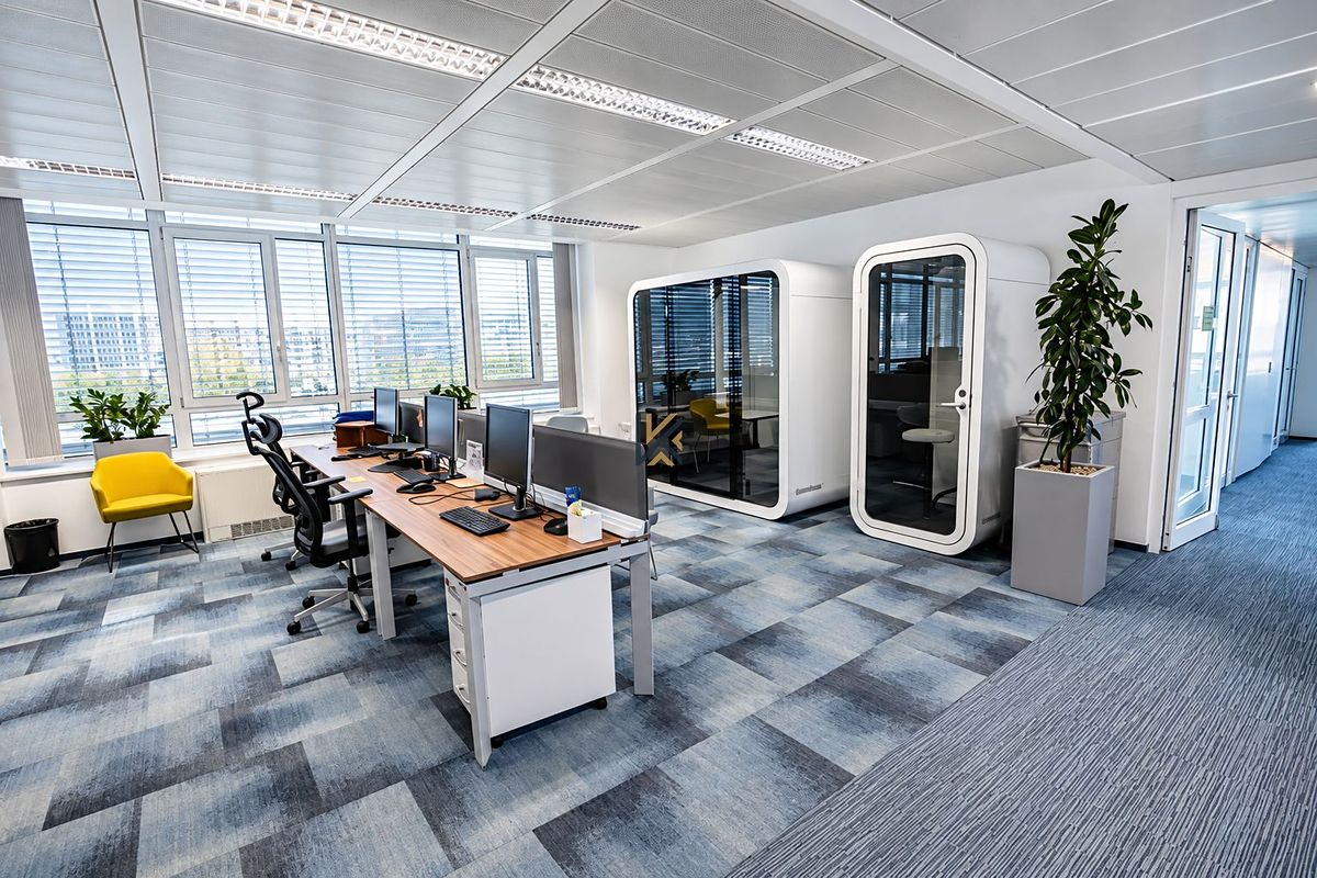 Pronájem kanceláře 408 m² – fotografie 5