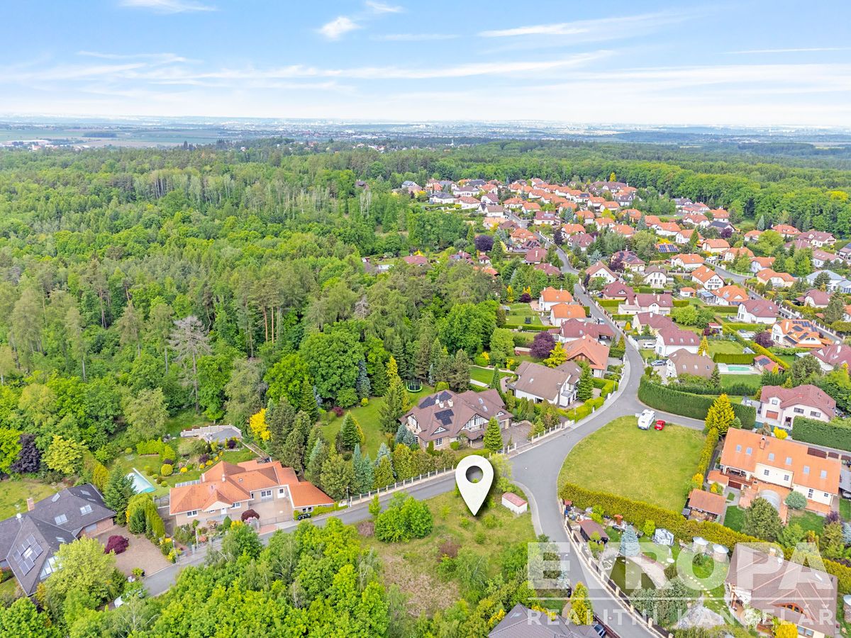 Prodej stavebního pozemku 1191 m² – fotografie 2