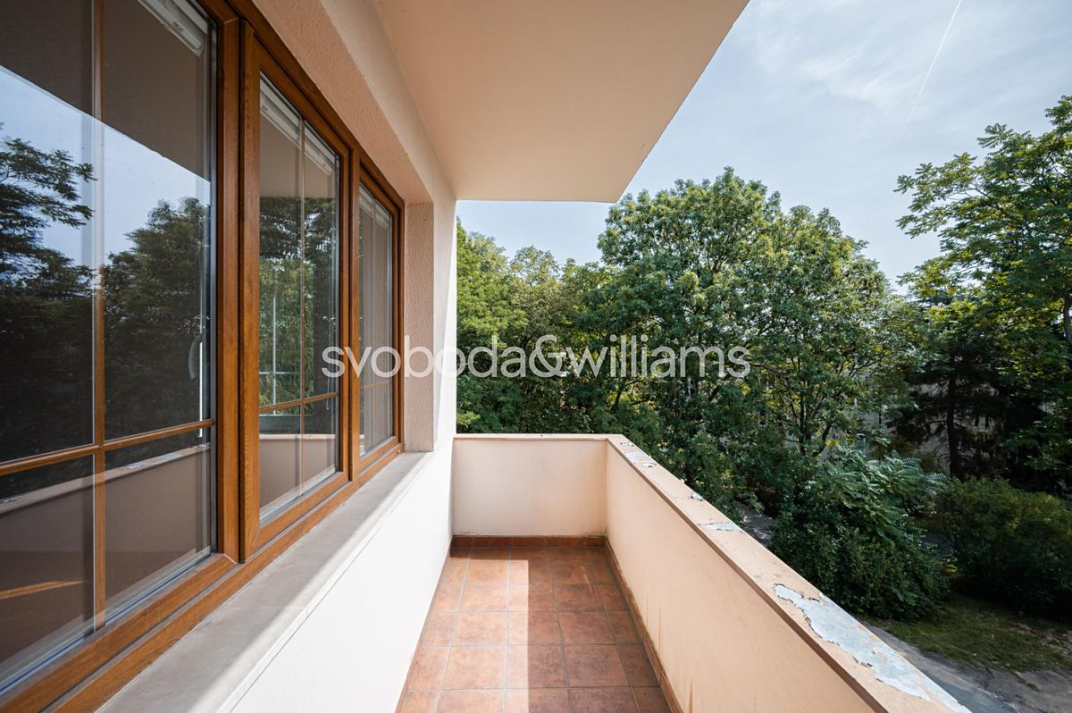 Prodej rodinného domu 342 m², pozemek 513 m² – fotografie 3