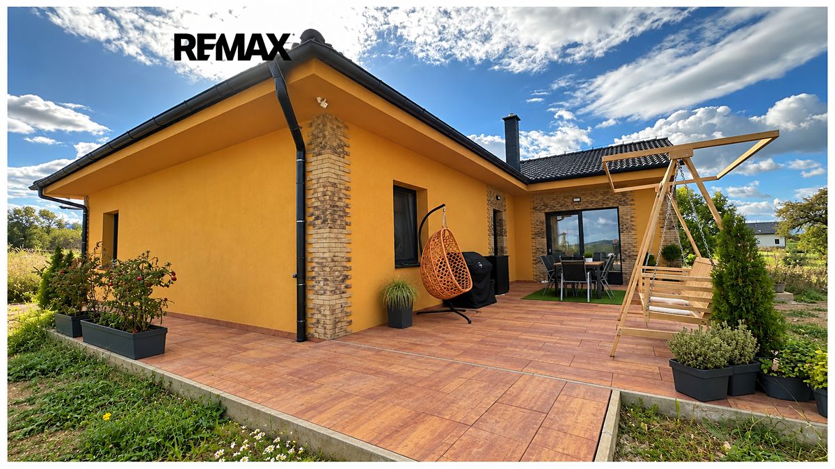 Prodej rodinného domu 168 m², pozemek 1500 m² – fotografie 3