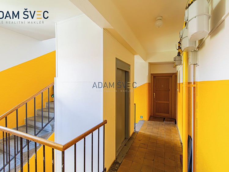 Pronájem bytu 2+1, 40 m² (10 z 33)