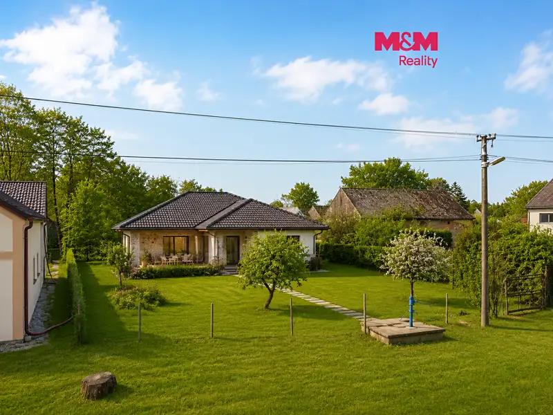 Prodej stavebního pozemku 1403 m², Olbramov – náhled fotky 1
