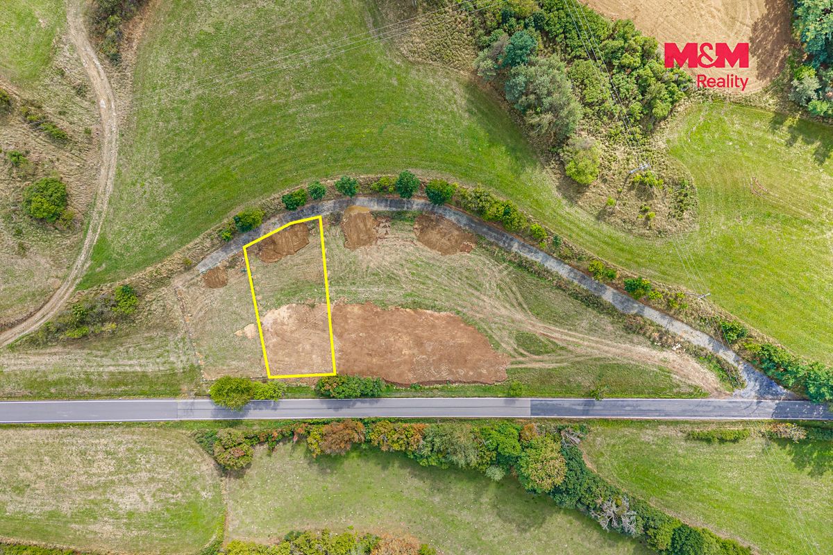 Pronájem stavebního pozemku 770 m² – fotografie 2