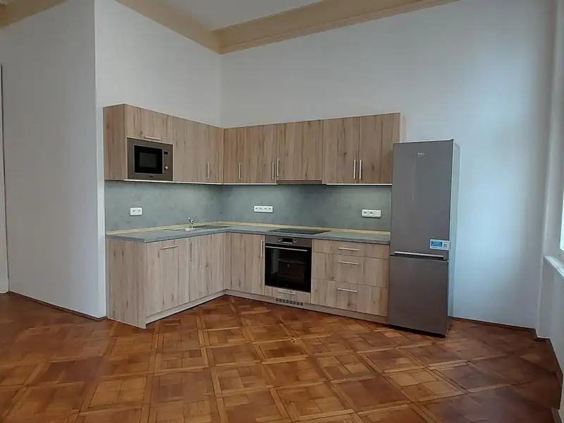 Pronájem bytu 3+kk 100 m², Praha – náhled fotky 2