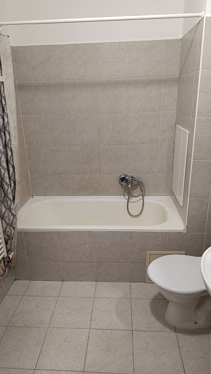 Pronájem bytu 1+kk 30 m² – fotografie 4