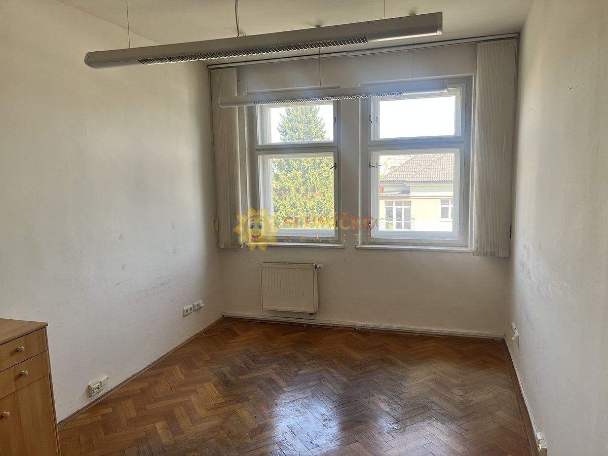 Pronájem bytu 2+1 55 m² – fotografie 3