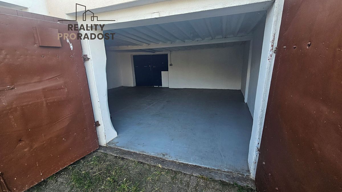 Pronájem garáže 38 m²