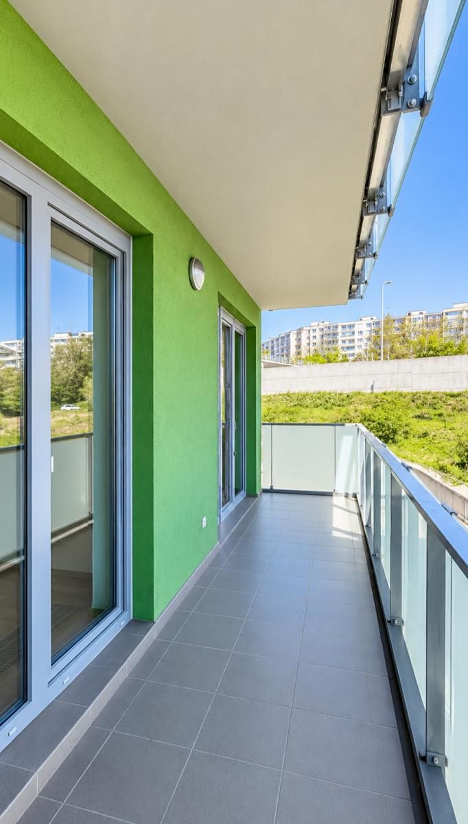 Pronájem bytu 2+kk 50 m² – fotografie 2