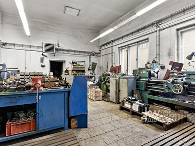 Prodej komerčního prostoru, 688 m² (2 z 32)