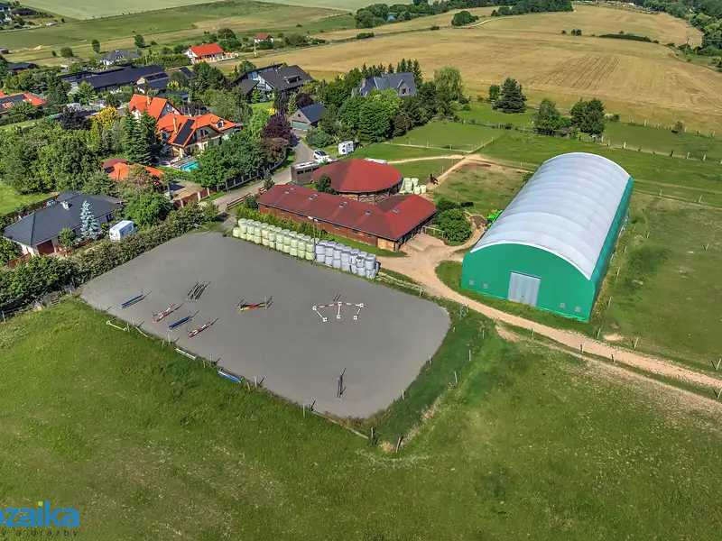Pronájem zemědělské usedlosti 358 m², pozemek 59349 m², Líšnice – náhled fotky 1
