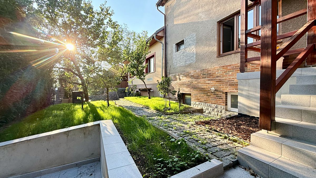 Pronájem bytu 3+1 90 m² – fotografie 4