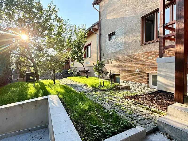 Pronájem bytu 3+1 90 m², Praha – náhled fotky 2