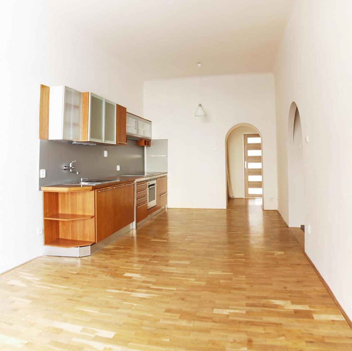 Pronájem bytu 2+1 64 m² – fotografie 3