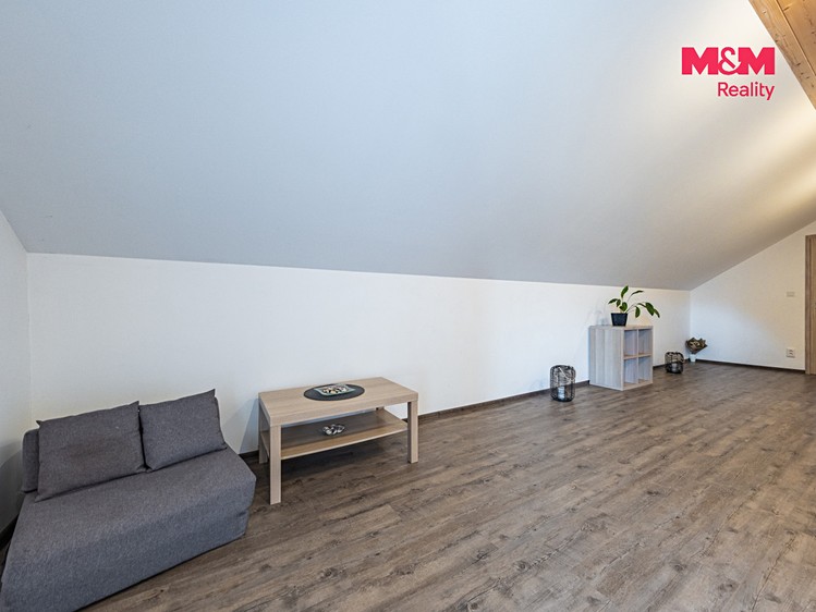 Haus zum Kauf, 200 m² (12 von 21)