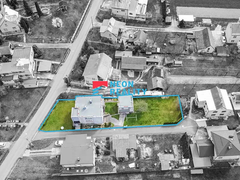 Prodej rodinného domu 232 m², pozemek 1045 m², Kopřivnice – náhled fotky 3