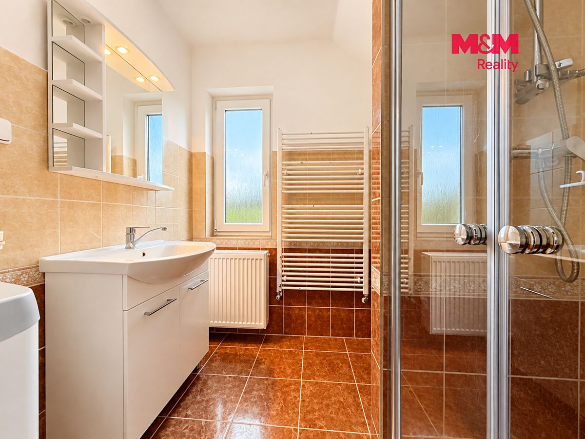 Pronájem bytu 3+1 70 m² – fotografie 3