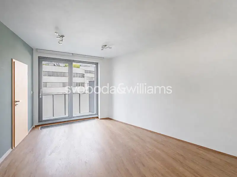 Prodej bytu 1+kk 39 m², Praha – náhled fotky 2