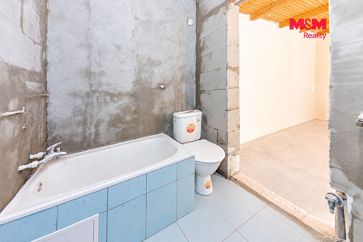 Prodej rodinného domu 70 m², pozemek 5646 m² – fotografie 5