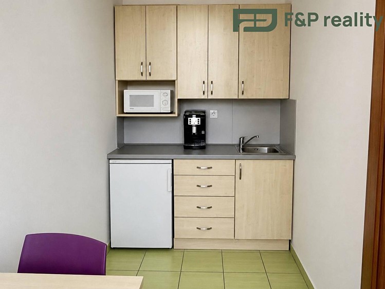 Gewerbefläche zur Miete, 121 m² (4 von 8)