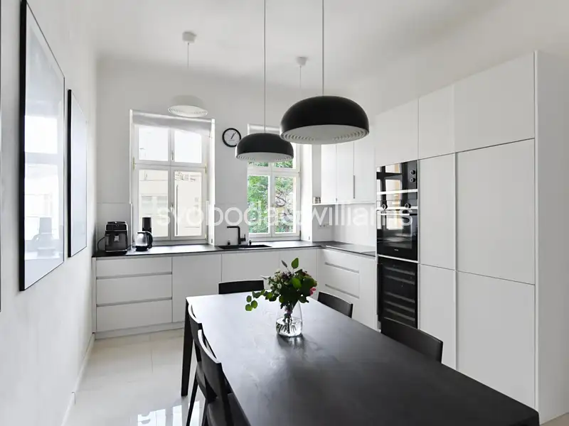 Prodej bytu 2+1 85 m², Praha – náhled fotky 3