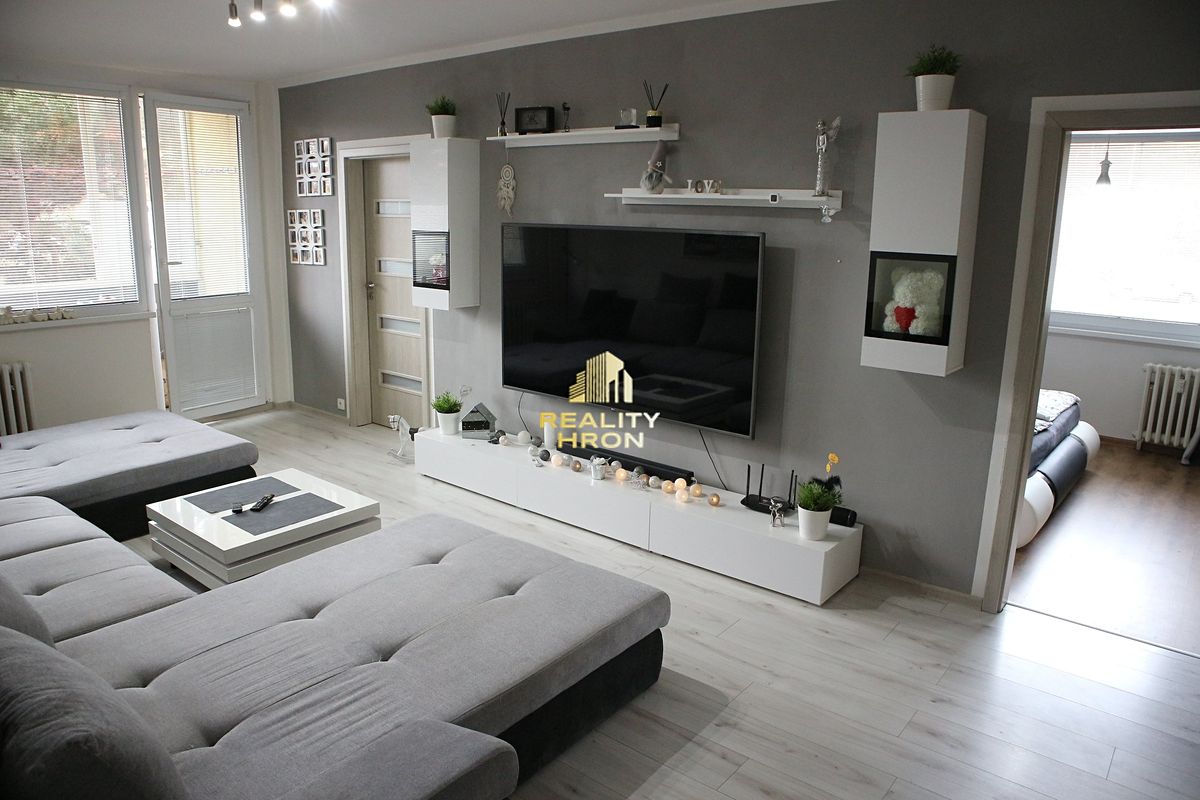 Pronájem bytu 3+1 77 m² – fotografie 2