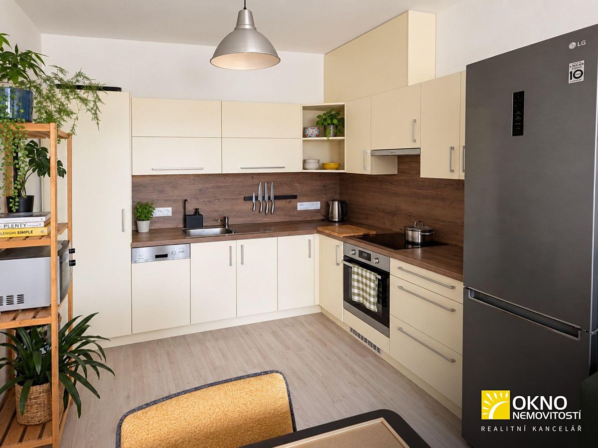 Pronájem bytu 2+kk 64 m² – fotografie 3