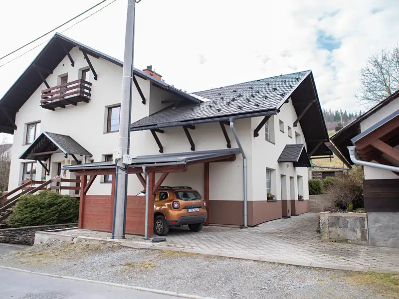 Prodej rodinného domu 265 m², pozemek 1268 m², Vrbno pod Pradědem – náhled fotky 1