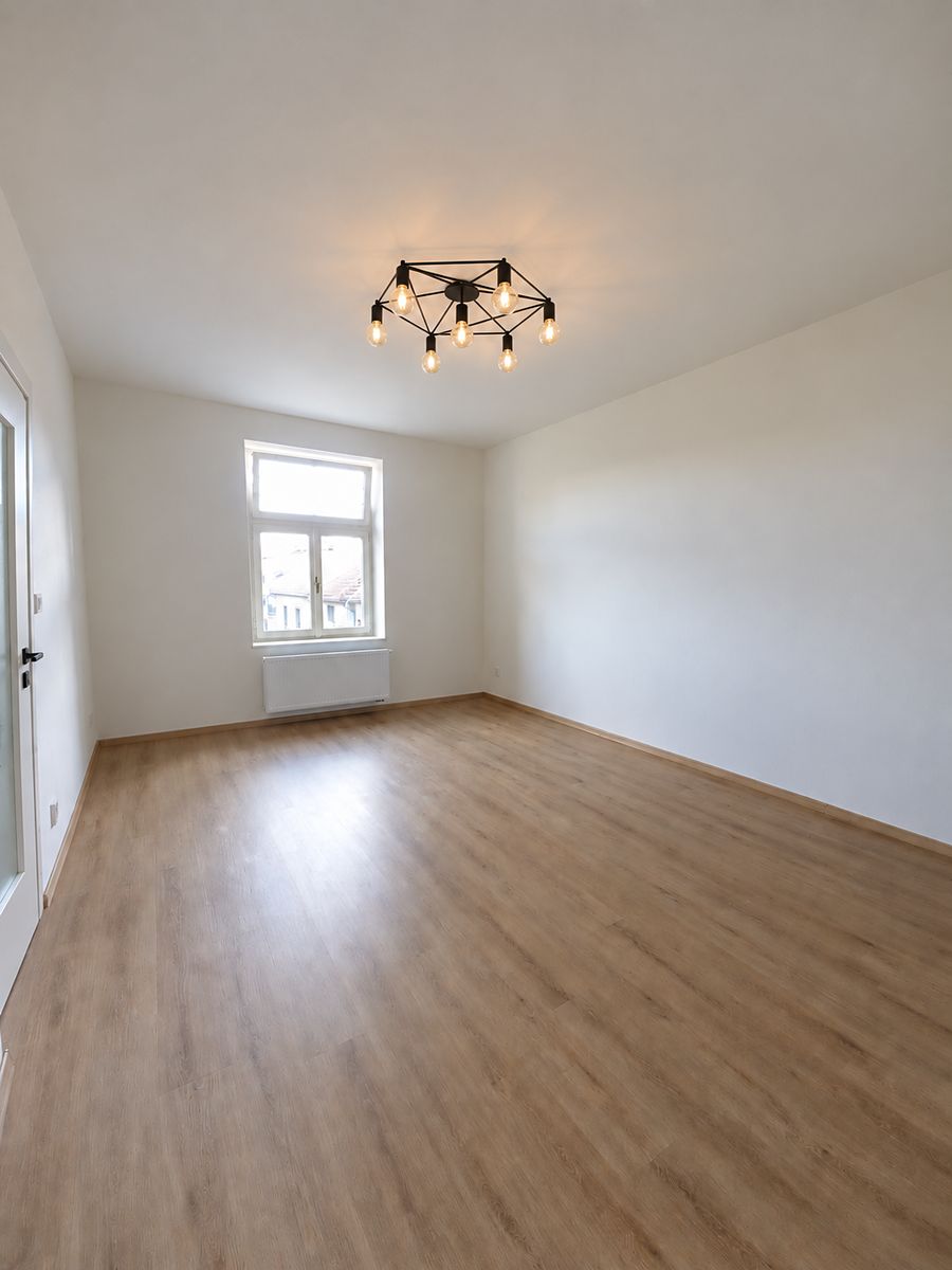 Pronájem bytu 2+kk 52 m² – fotografie 3