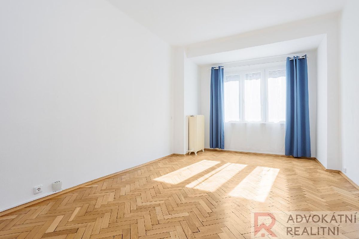 Pronájem bytu 1+kk 26 m² – fotografie 2