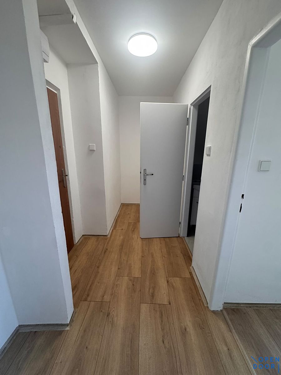 Pronájem bytu 1+1 35 m² – fotografie 4