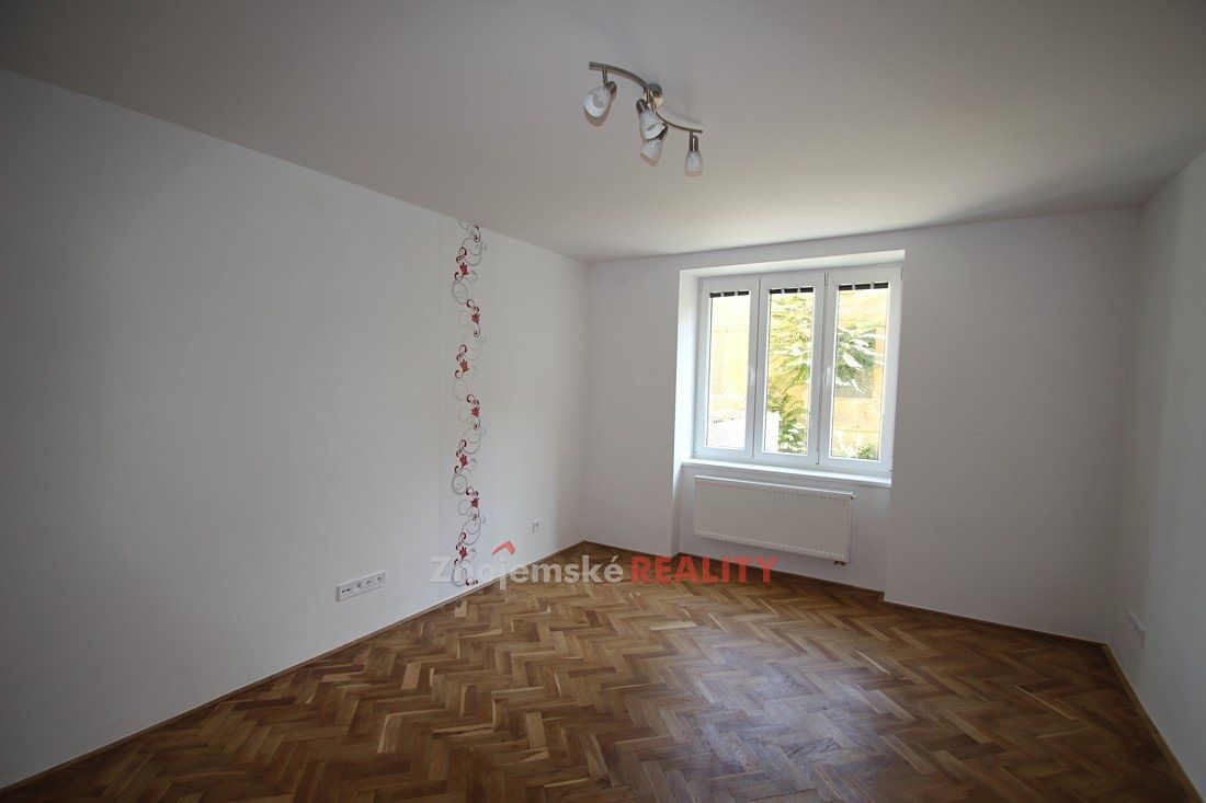 Pronájem bytu 2+1 60 m² – fotografie 4