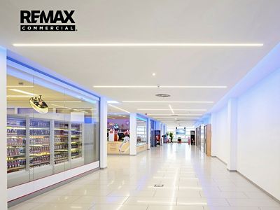 Pronájem obchodního prostoru 151 m²