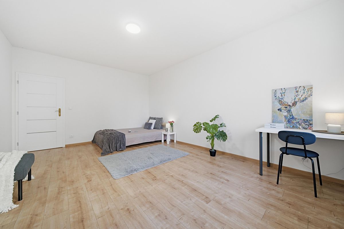 Pronájem bytu pokoje 19 m² – fotografie 2
