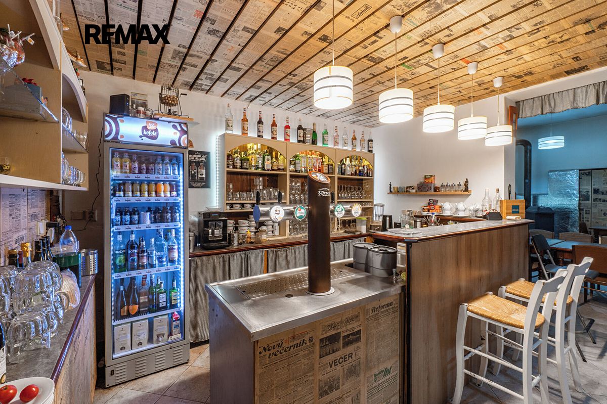 Prodej činžovního domu 897 m² – fotografie 2