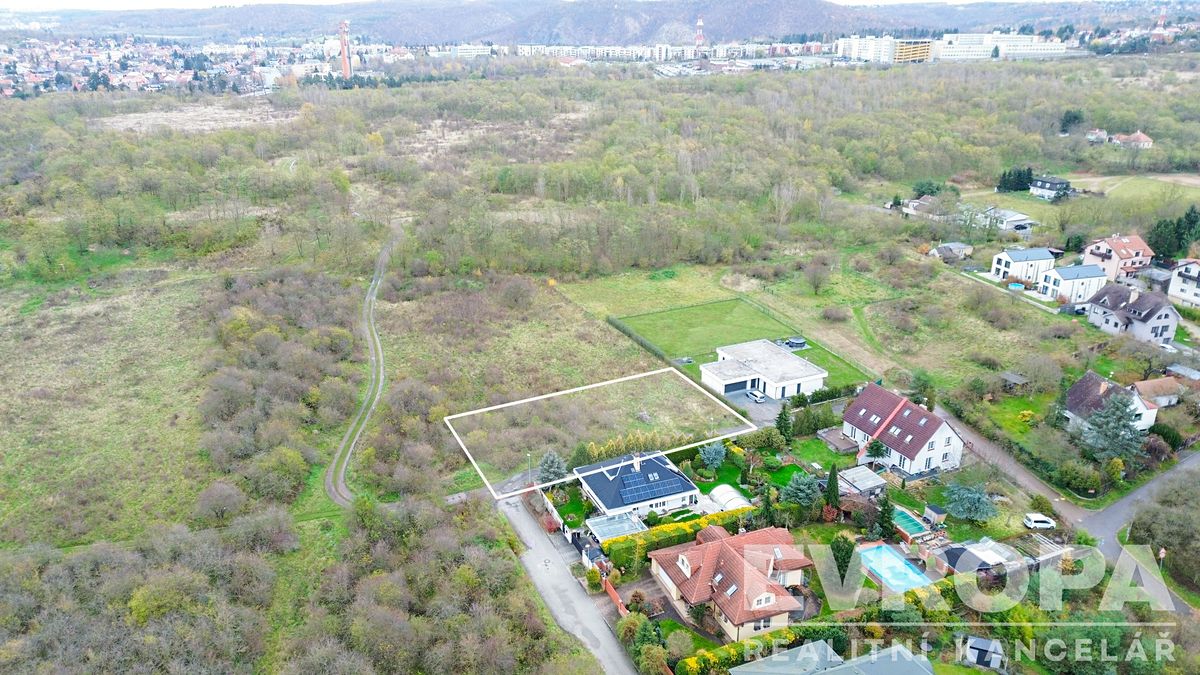 Prodej stavebního pozemku 1010 m² – fotografie 2