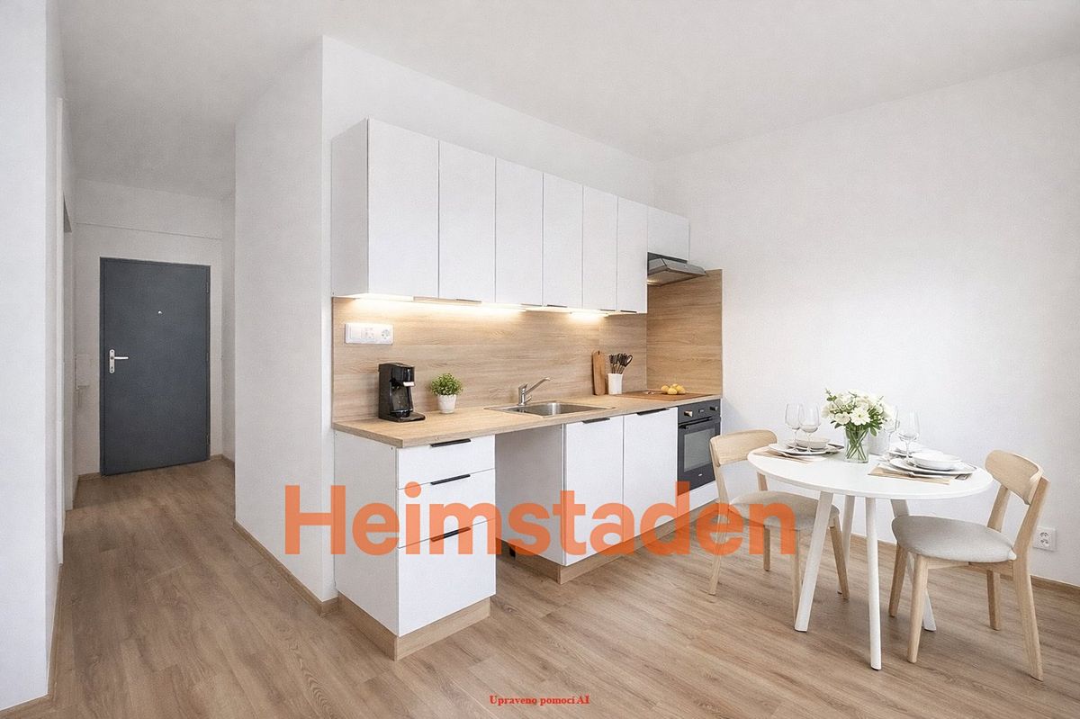Pronájem bytu 2+1 47 m² – fotografie 2