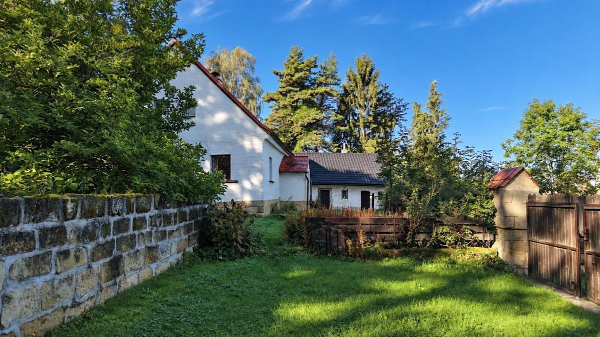 Prodej chalupy 389 m², pozemek 1226 m² – fotografie 2