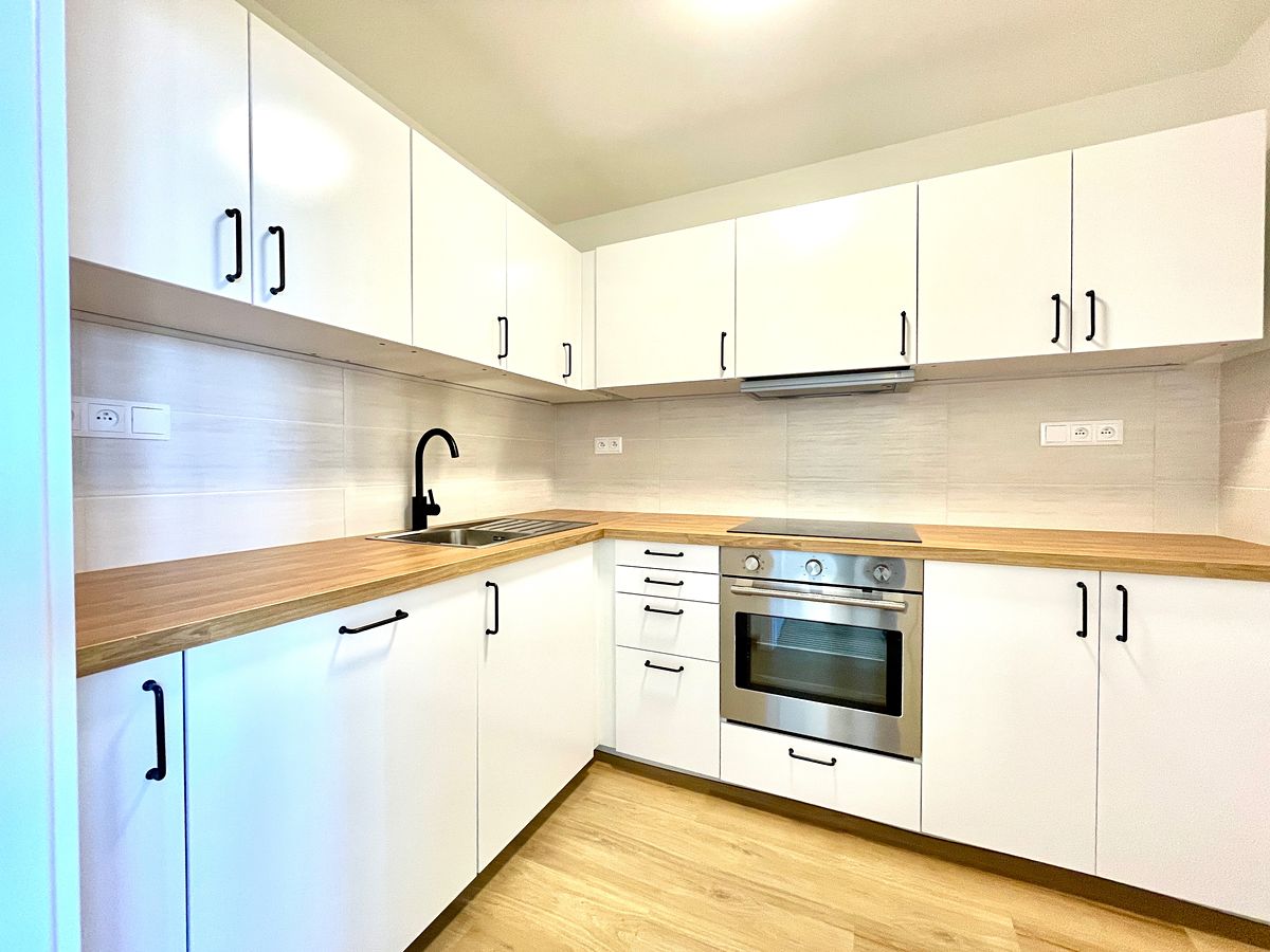 Pronájem bytu 2+1 49 m² – fotografie 5