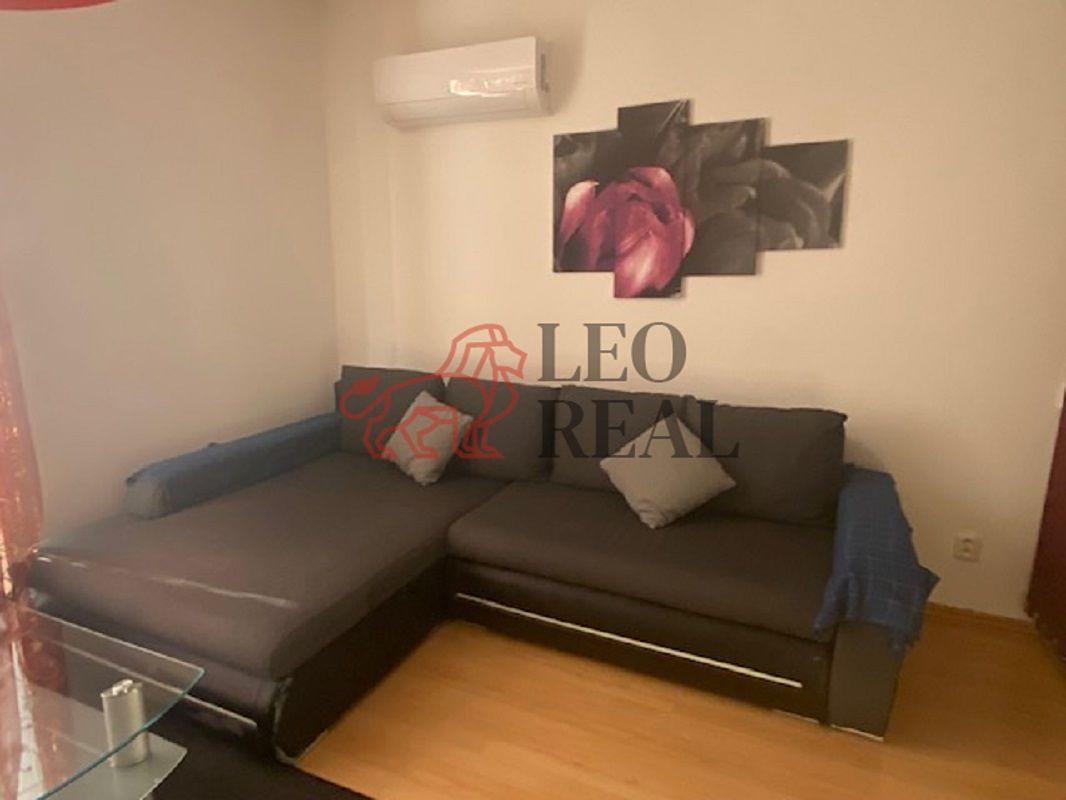 Pronájem bytu 1+kk 42 m² – fotografie 4