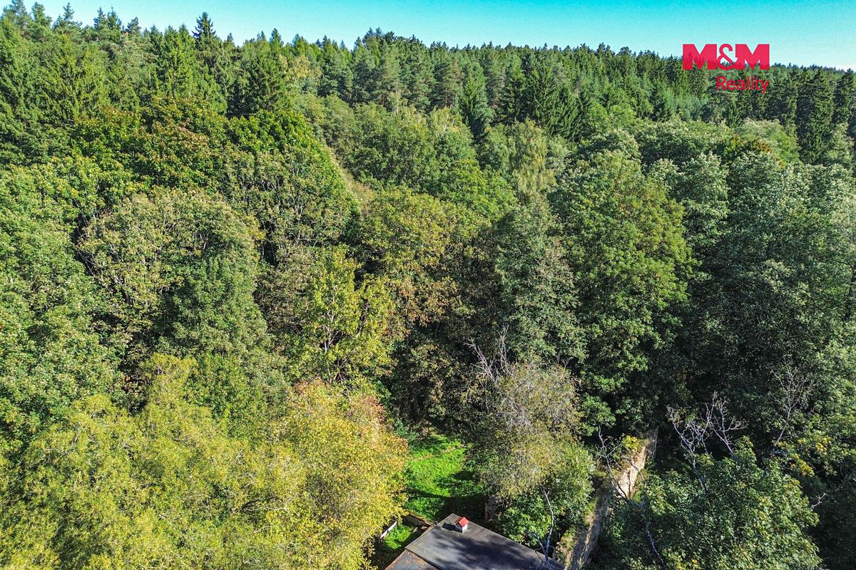 Prodej stavebního pozemku 1051 m² – fotografie 4