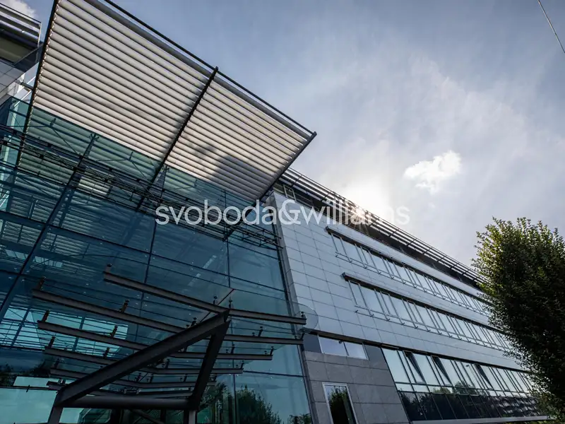 Pronájem kanceláře 281 m², Praha – náhled fotky 1