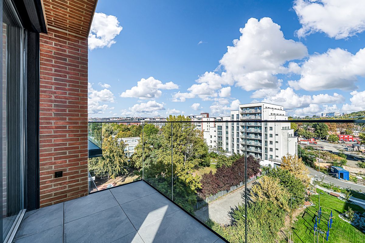 Pronájem bytu 2+kk 51 m² – fotografie 3
