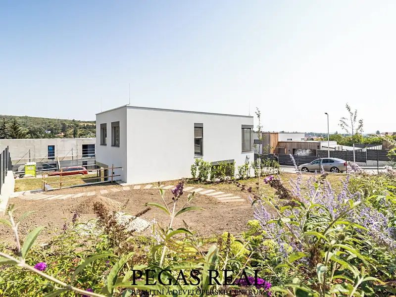Prodej rodinného domu 165 m², pozemek 734 m², Želešice – náhled fotky 1